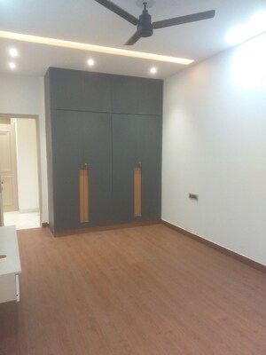 Room in 3 BHK Builder Floor at East Patel Nagar – for Sale