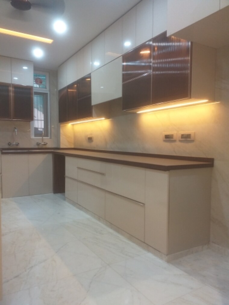 Kitchen, east patel nagar 3 Bedroom 1850 Sq.Ft. Builder Floor In East Patel Nagar Delhi 9382342