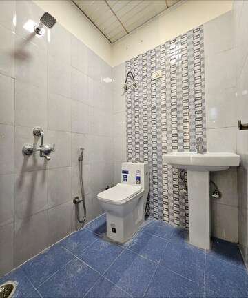 Bathroom in 2 BHK Builder Floor at Indrapuram – for Sale