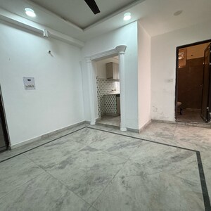 Room in 2 BHK Builder Floor at Chattarpur – for Rent