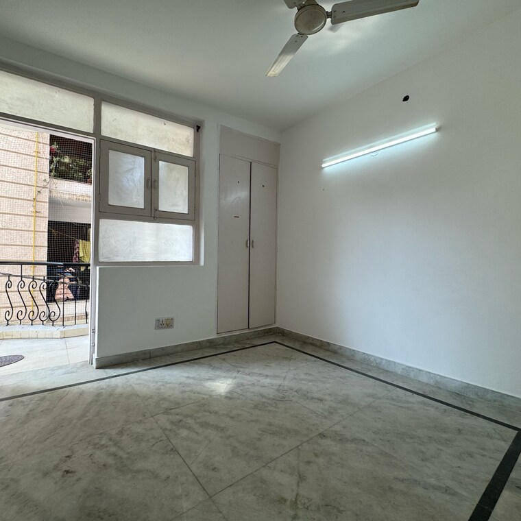 Room, chattarpur 2 Bedroom 1000 Sq.Ft. Builder Floor In Chattarpur Delhi 9382340