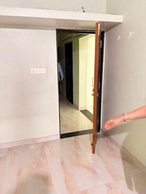 Room in 2 BHK Independent House at Amlidih – for Rent