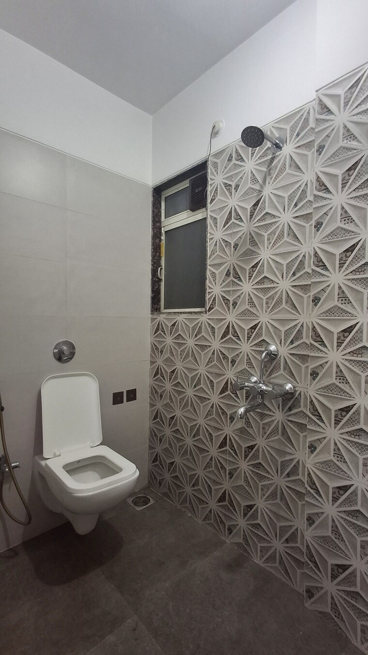 Master Bedroom, shree-riddhi-siddhi-sumukh-hills 1 Bedroom 734 Sq.Ft. Apartment In Kandivali East Mumbai 9382324