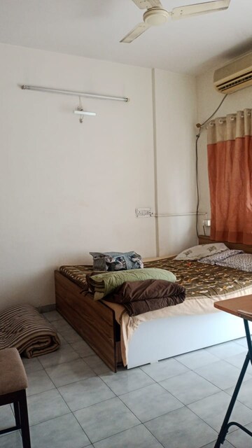Bedroom in 2 BHK Apartment at Karishma Society, Kothrud – for Rent