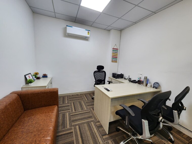 Team Area, sector 63 Commercial Office Space 3000 Sq.Ft. In Sector 63 Noida 9382326