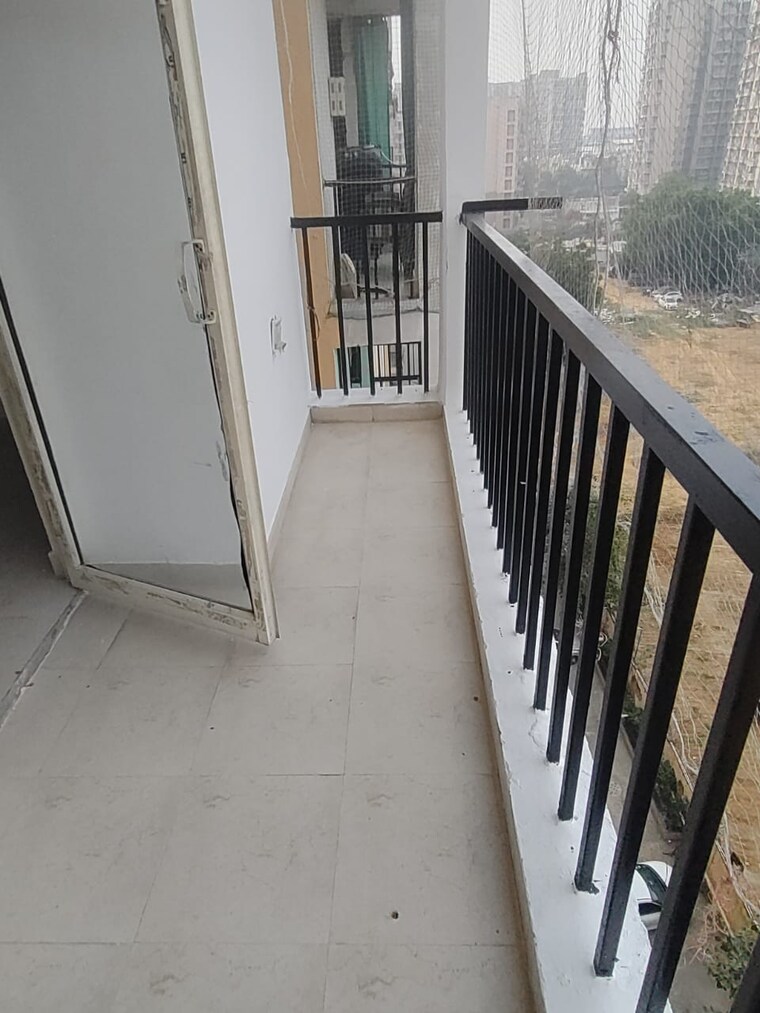Balcony, svp-gulmohur-garden-phase-2 3 Bedroom 1290 Sq.Ft. Apartment In Raj Nagar Extension Ghaziabad 9382350