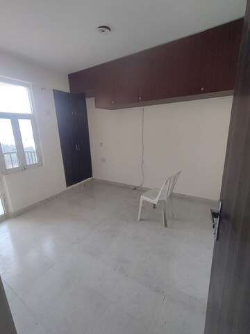 Room in 3 BHK Apartment at SVP Gulmohur Garden Phase 2, Raj Nagar Extension – for Sale