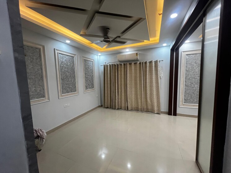 Room, dev-sai-sports-home 3.5 Bedroom 1680 Sq.Ft. Apartment In Sector 1 Greater Noida Greater Noida 9382370