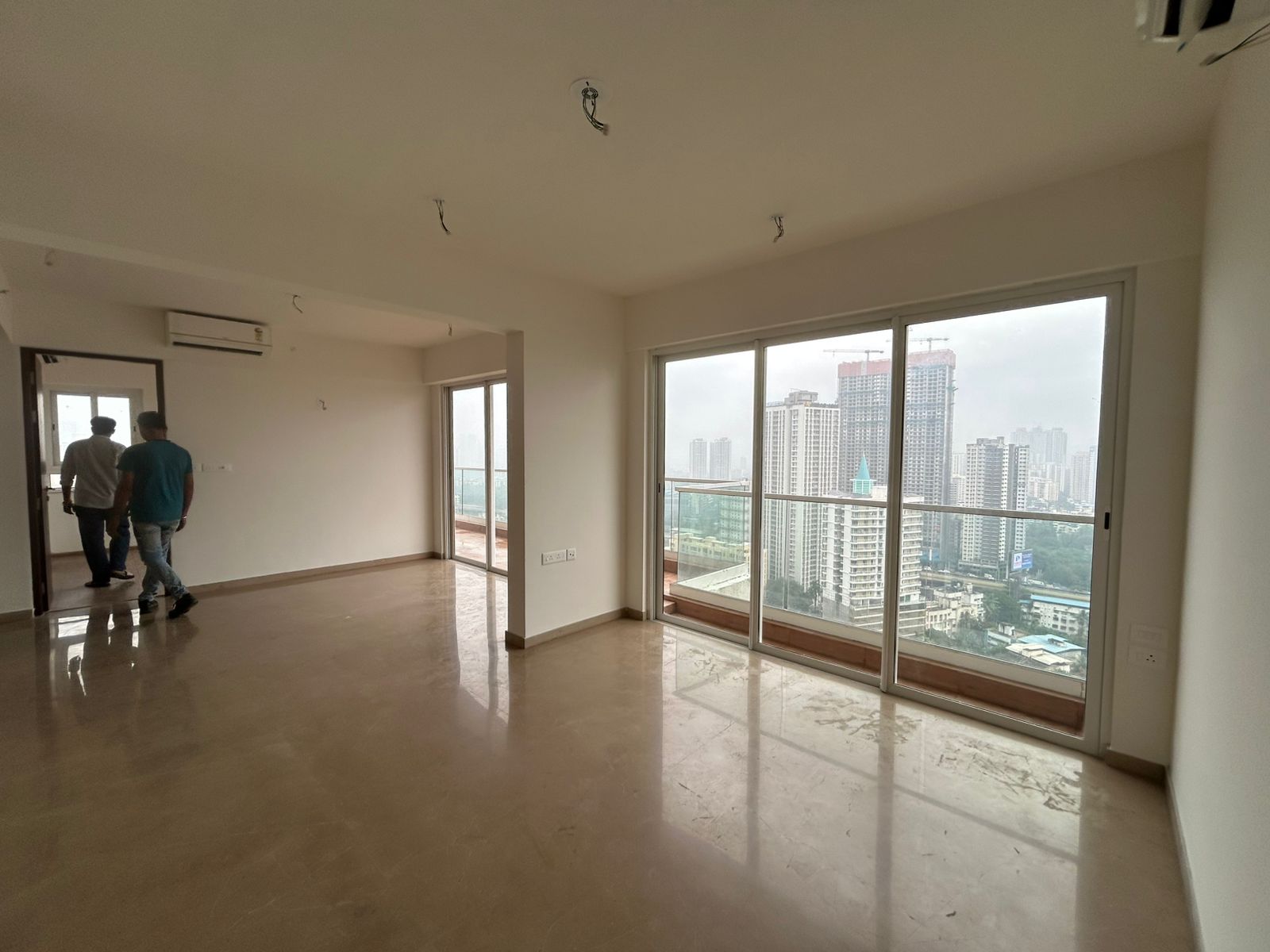 5 BHK + Pooja Room Apartment For Rent in Piramal Vaikunth Vairat