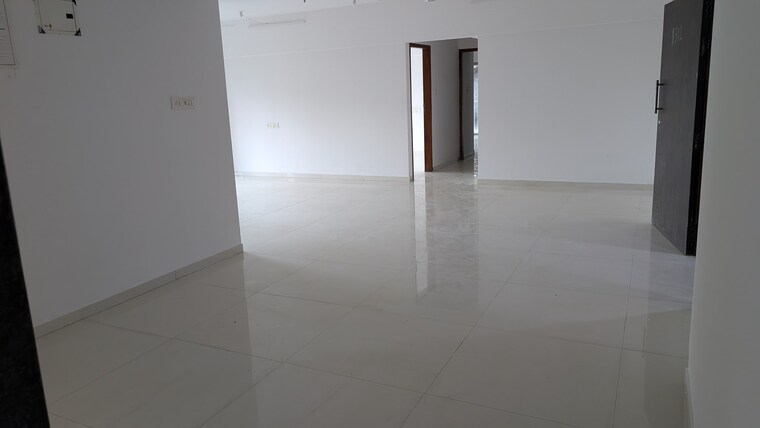 Room, the-central 3 Bedroom 1050 Sq.Ft. Apartment In Chembur Mumbai 9382362