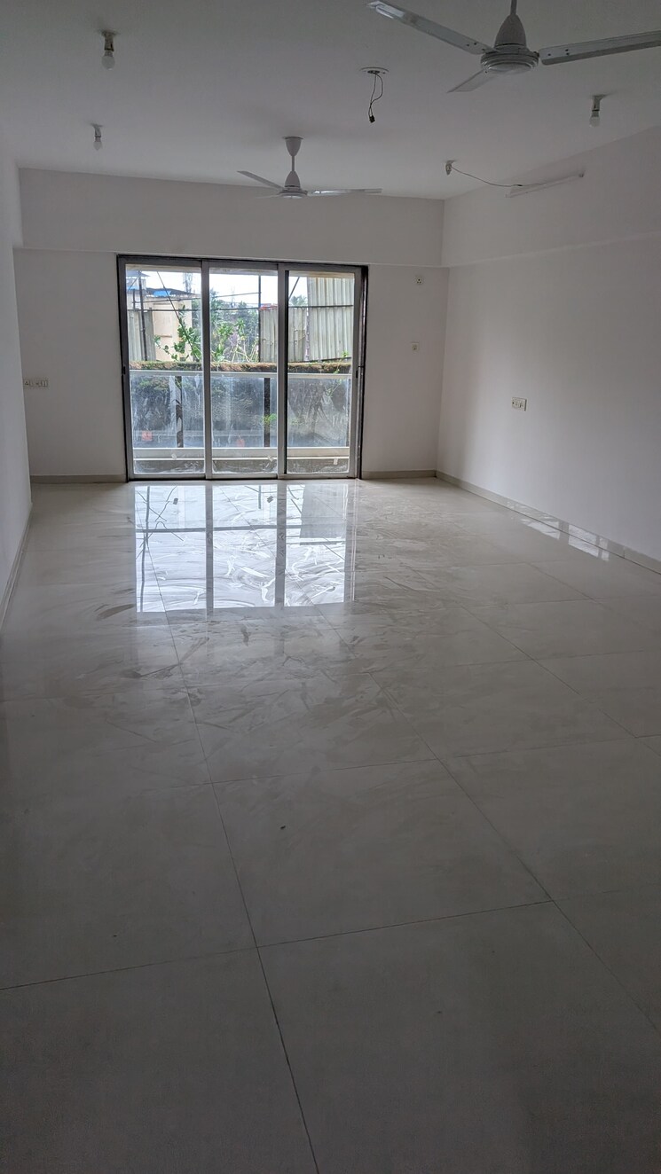 Room, the-central 3 Bedroom 1050 Sq.Ft. Apartment In Chembur Mumbai 9382362