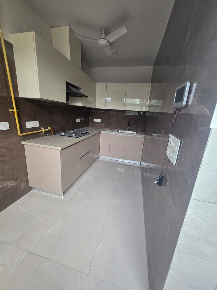 Kitchen, lajpat nagar ii 2 Bedroom 900 Sq.Ft. Builder Floor In Lajpat Nagar ii Delhi 9382399