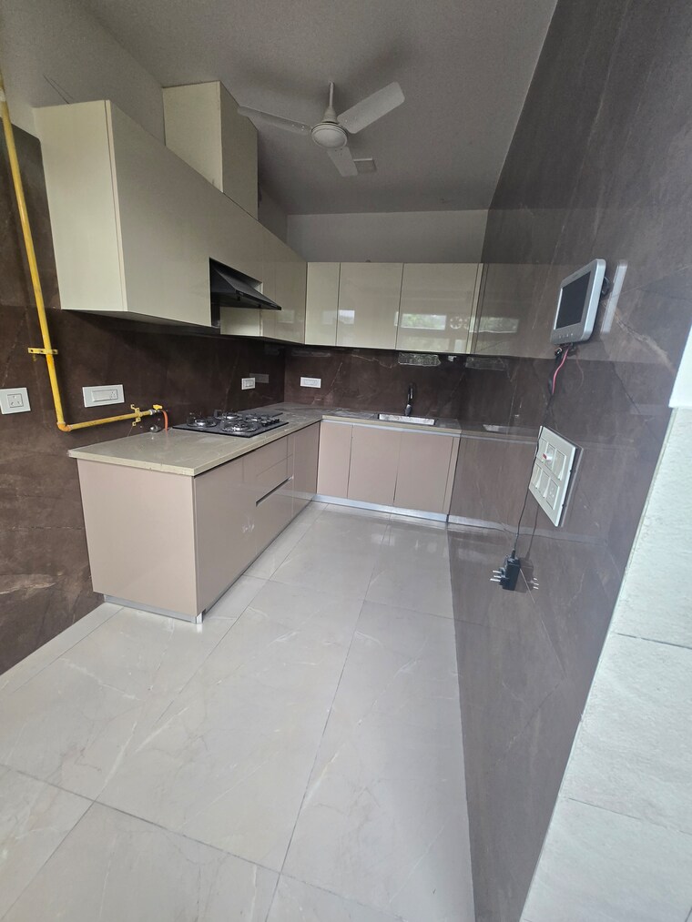 Kitchen, lajpat nagar ii 2 Bedroom 900 Sq.Ft. Builder Floor In Lajpat Nagar ii Delhi 9382399