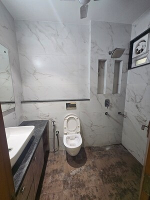 Bathroom in 2 BHK Builder Floor at Lajpat Nagar ii – for Rent