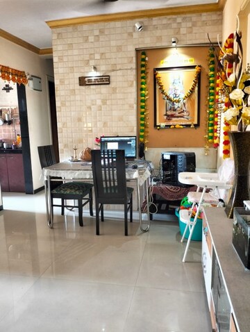 Living Room in 2 BHK Apartment at Jaydeep Park, Majiwada – for Sale