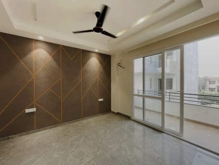Room, raj-one-good-earth 3 Bedroom 1500 Sq.Ft. Builder Floor In Sector 71 Gurgaon 9382417