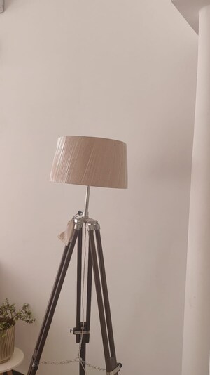 Furnished Amenities in 3 BHK Builder Floor at Greater Kailash I – for Rent