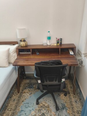 Furnished Amenities in 3 BHK Builder Floor at Greater Kailash I – for Rent