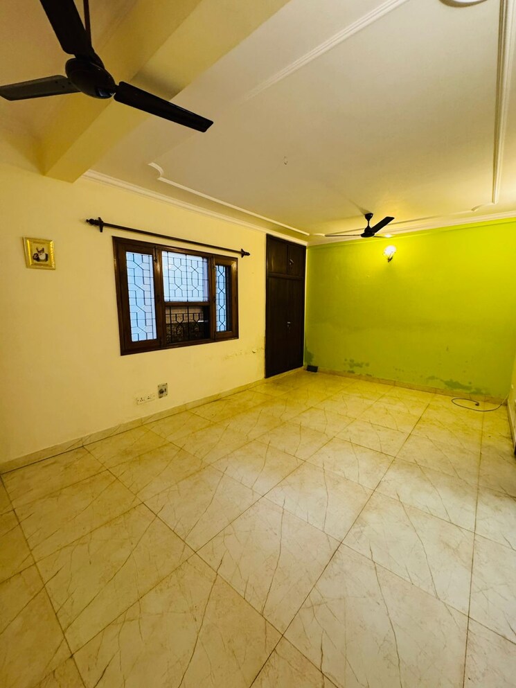 Room, saket 2 Bedroom 1250 Sq.Ft. Builder Floor In Saket Delhi 9382432