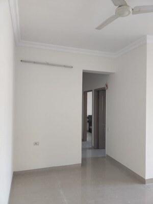 Room in 2 BHK Apartment at K Raheja Heights, Malad East – for Rent