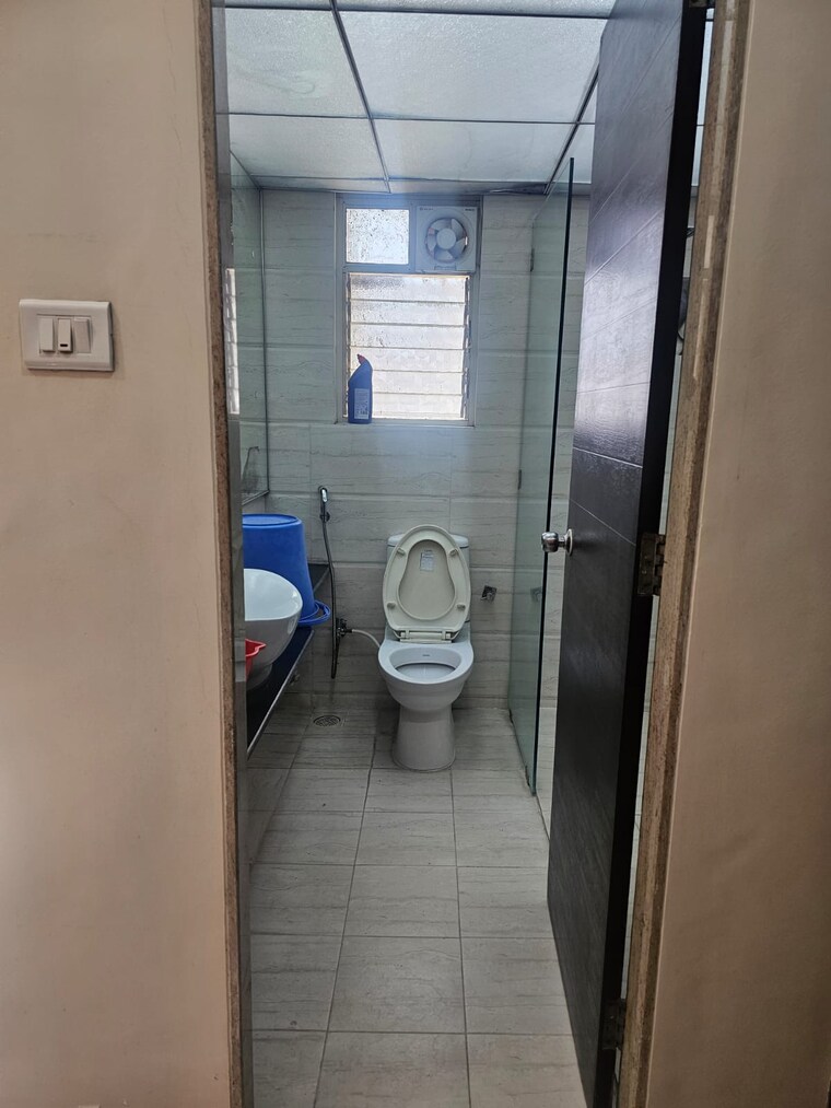 Bathroom, naiknavare-mystique-moods 3 Bedroom 1600 Sq.Ft. Apartment In Viman Nagar Pune 9382423