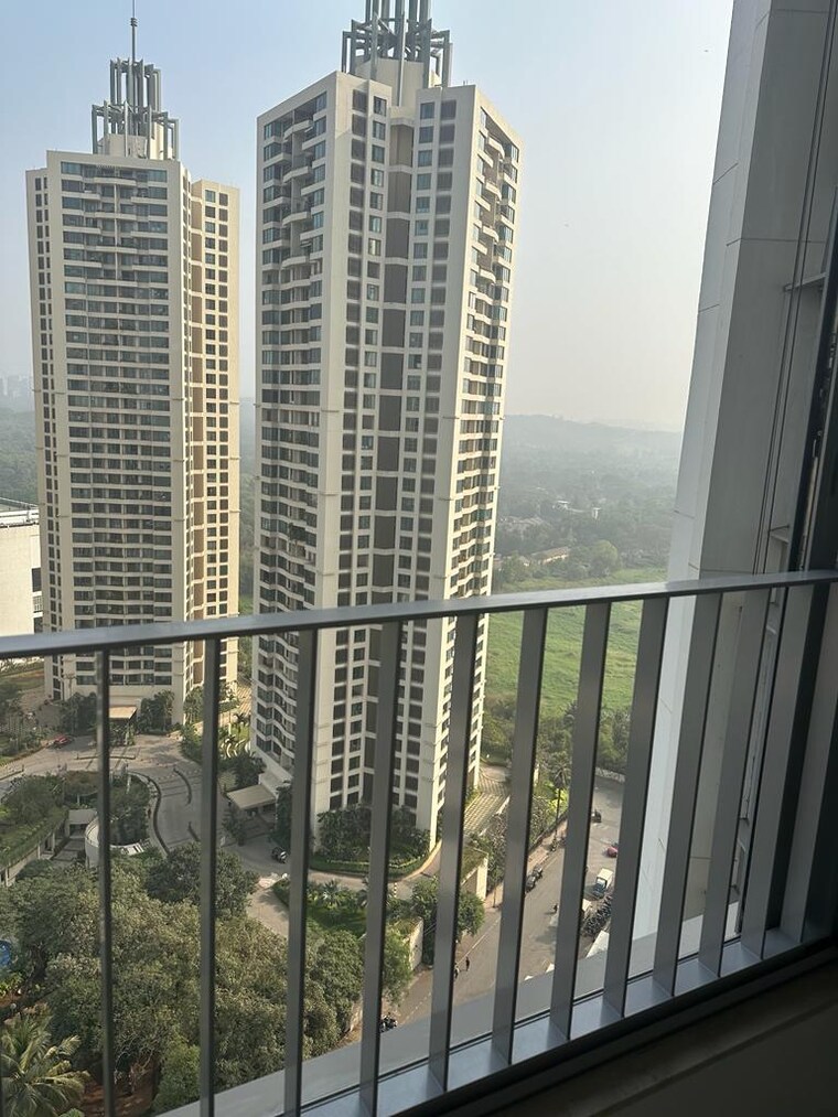 Exterior View, oberoi-realty-esquire 3 Bedroom 1820 Sq.Ft. Apartment In Goregaon East Mumbai 9382443