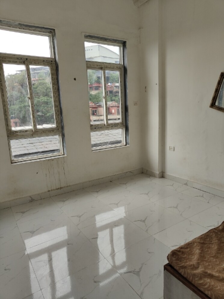 Room, royal-palms 3 Bedroom 600 Sq.Ft. Apartment In Goregaon East Mumbai 9382472