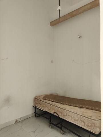 Furnished Amenities in 3 BHK Apartment at Royal Palms, Goregaon East – for Rent