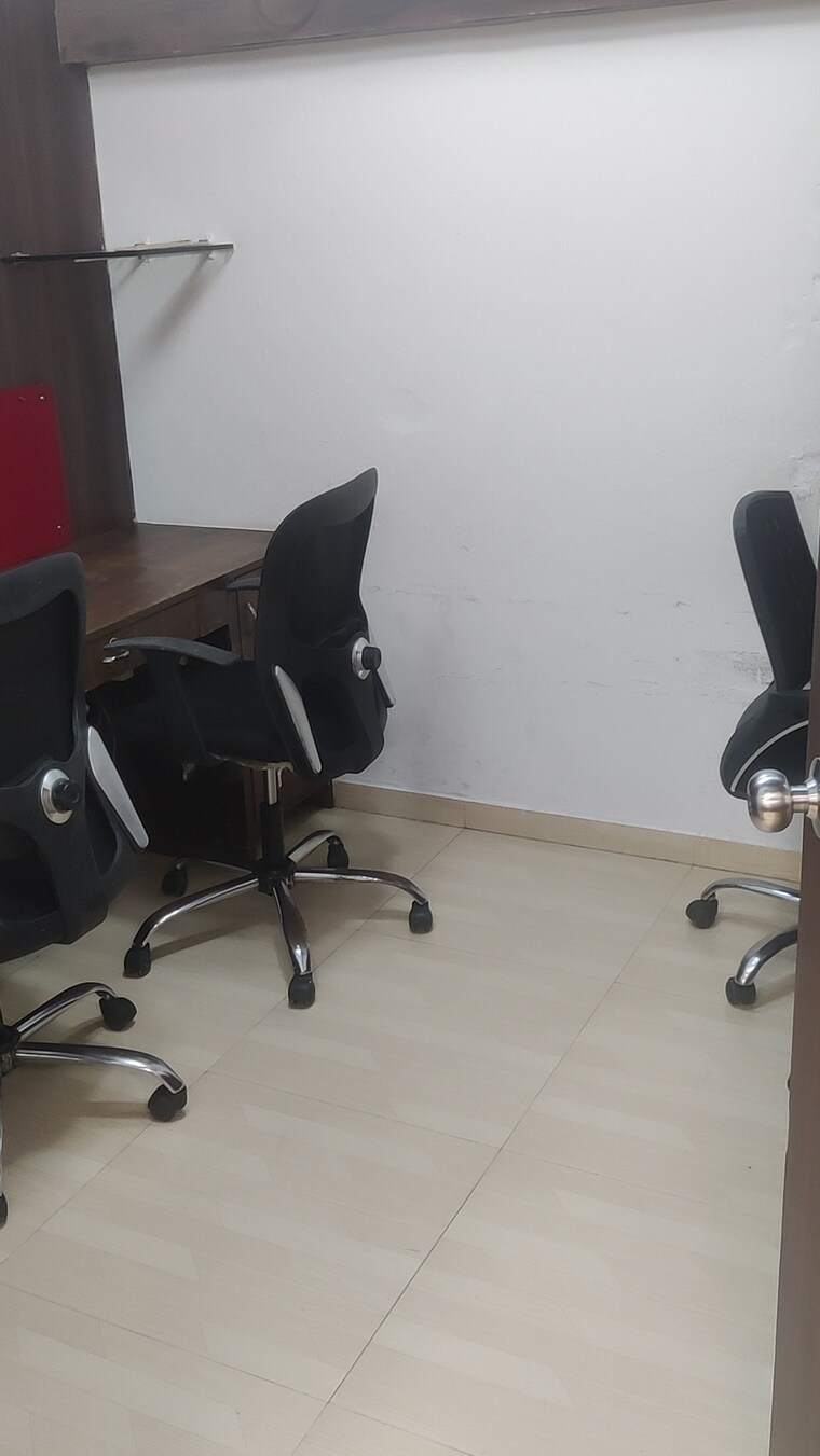 Team Area, rupa-solitaire Commercial Office Space 1080 Sq.Ft. In Kopar Khairane Navi Mumbai 9382473