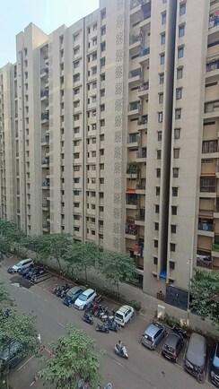 1 BHK + Pooja Room Apartment For Sale in Lodha Palava Downtown