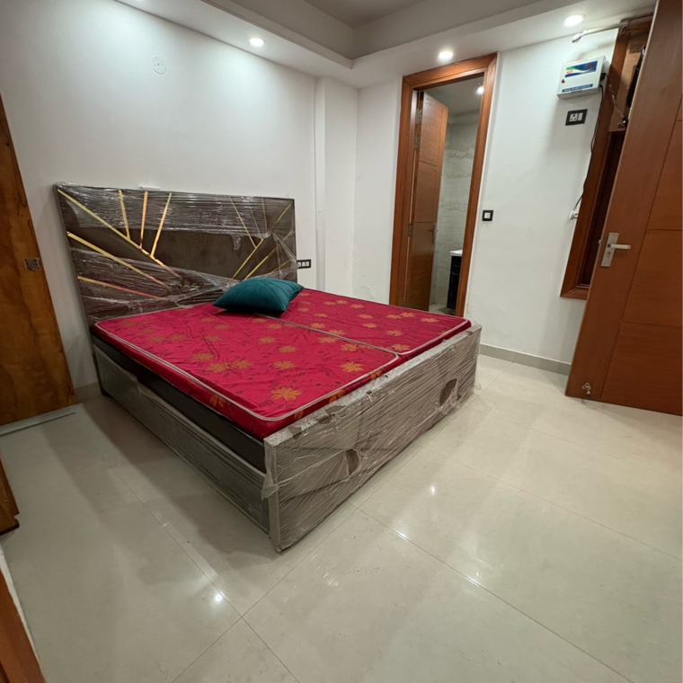 Bedroom, freedom fighters enclave 2 Bedroom 1200 Sq.Ft. Builder Floor In Freedom Fighters Enclave Delhi 9382488