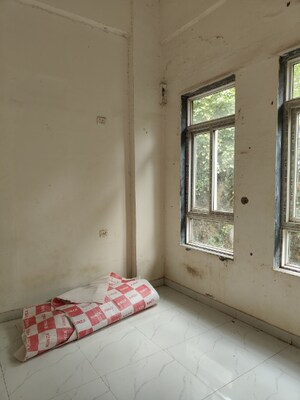 Room in 1 BHK Apartment at Royal Palms, Goregaon East – for Rent