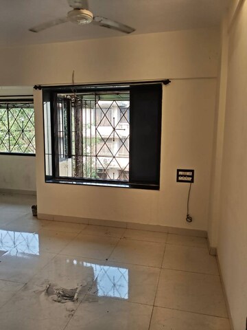 Room in 2 BHK Apartment at Mahim – for Rent
