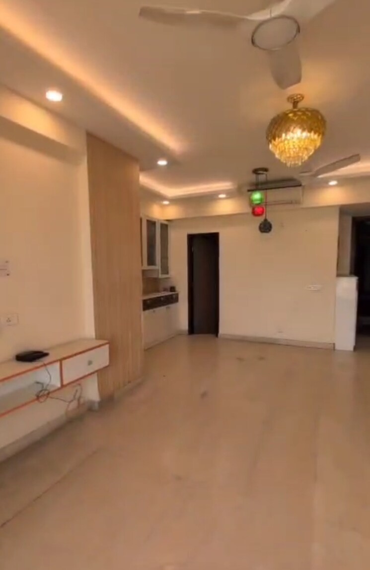 Living Room, paras-irene 3 Bedroom 1830 Sq.Ft. Apartment In Sector 70a Gurgaon 9382506