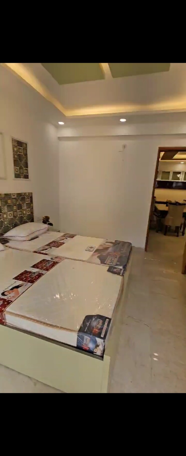 Team Area, uninav-utopia 3 Bedroom 2650 Sq.Ft. Apartment In Morti Ghaziabad 9382517