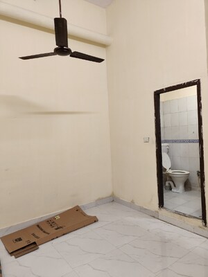 Room in 2 BHK Apartment at Royal Palms, Goregaon East – for Rent