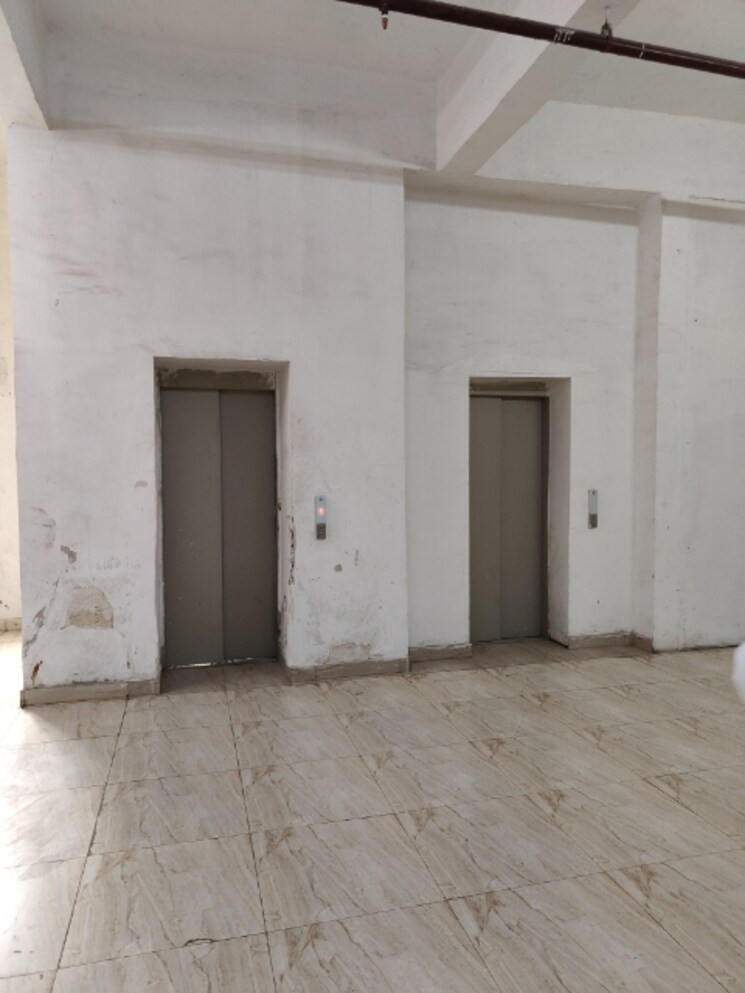 Room, royal-palms 2 Bedroom 450 Sq.Ft. Apartment In Goregaon East Mumbai 9382519