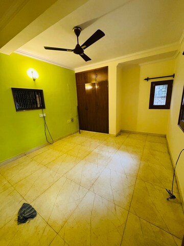 Bedroom in 2 BHK Builder Floor at Saket – for Rent