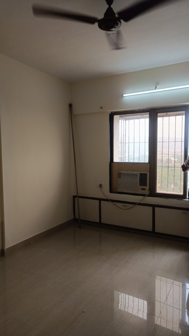 Room, ajmera-manhattan 2 Bedroom 724 Sq.Ft. Apartment In Bhakti Park Mumbai 9382555