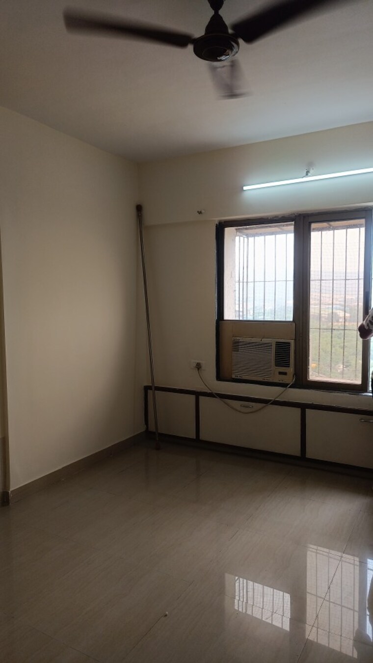 Room, ajmera-manhattan 2 Bedroom 724 Sq.Ft. Apartment In Bhakti Park Mumbai 9382555