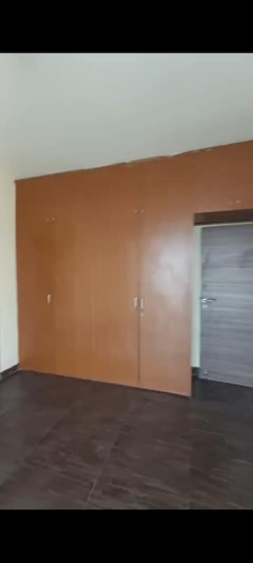 Room in 2 BHK Apartment at Ansal Heights Gurgaon, Sector 92 – for Rent