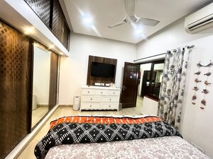 Master Bedroom in 3 BHK Builder Floor at Greater Kailash ii – for Rent
