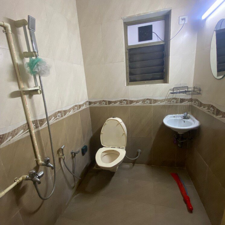 Bathroom, ajmera-bhakti-park-sector-i-and-ii 2 Bedroom 650 Sq.Ft. Apartment In Bhakti Park Mumbai 9382602