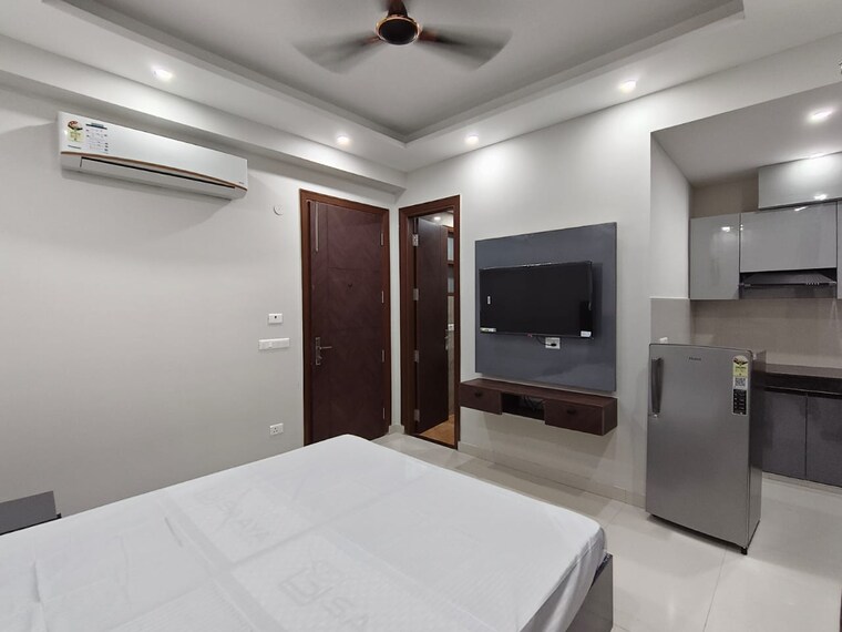 Room, dlf-park-place 3 Bedroom 1975 Sq.Ft. Apartment In Sector 54 Gurgaon 9382601