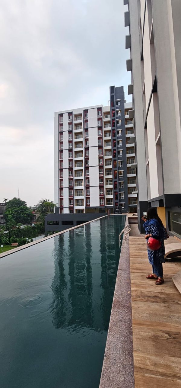 2 BHK + Servant Room Apartment For Sale in Magnolia Empire