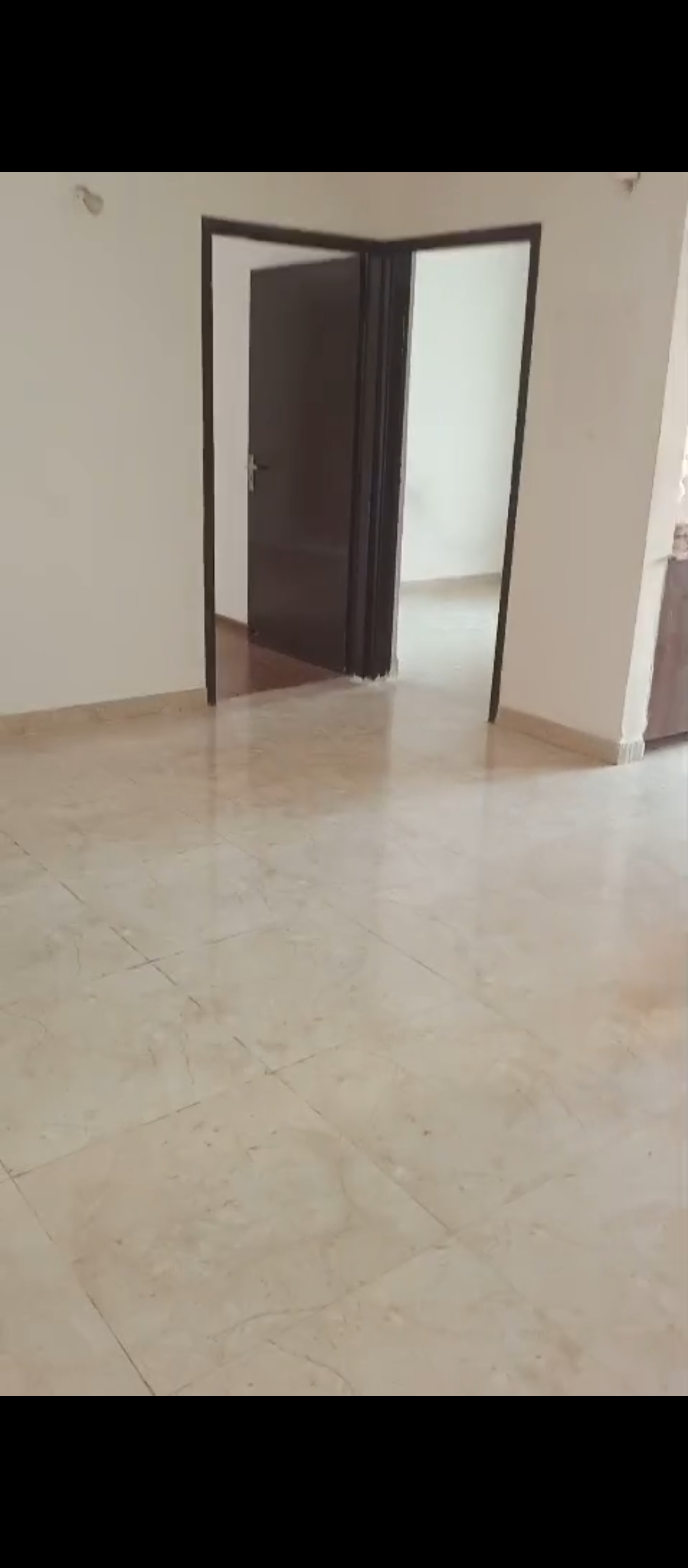 2 BHK Apartment For Rent in Amrapali Leisure Park