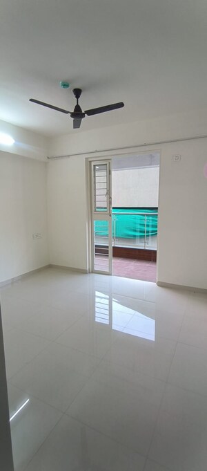 Room in 3 BHK Apartment at Sonigara Presidency, Ravet – for Rent