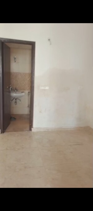 Room in 2 BHK Apartment at Amrapali Leisure Park, Amrapali Leisure Valley – for Sale