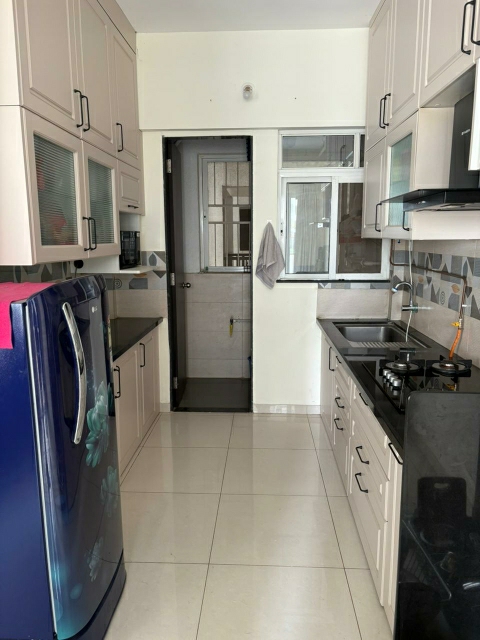 2.5 BHK + Extra Room Apartment For Sale in Kolte Patil Life Republic