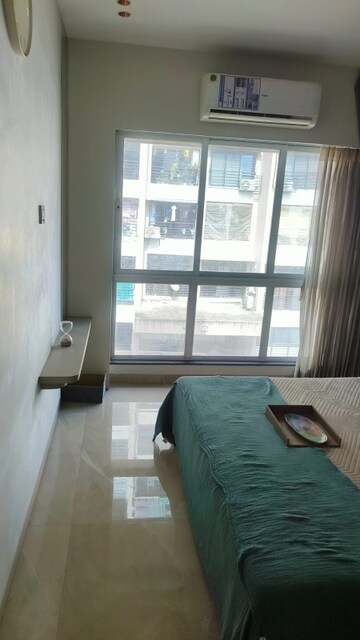 Room in 2 BHK Apartment at Vakola – for Sale